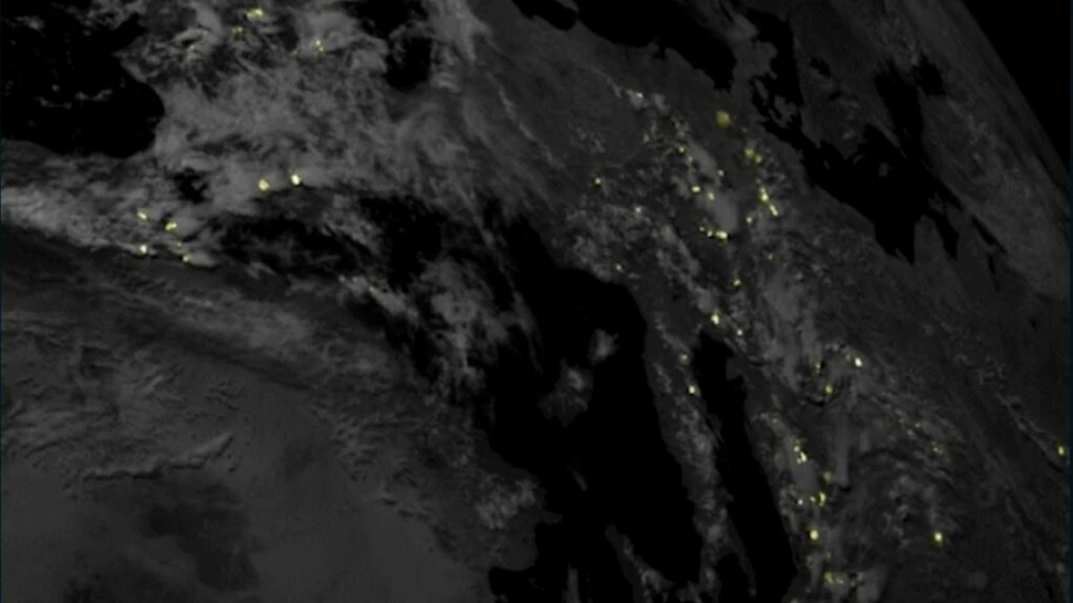 Europa lovită de fulgere, în imagini uimitoare din satelit