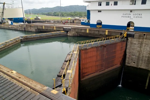 Porţile de pe Canalul Panama