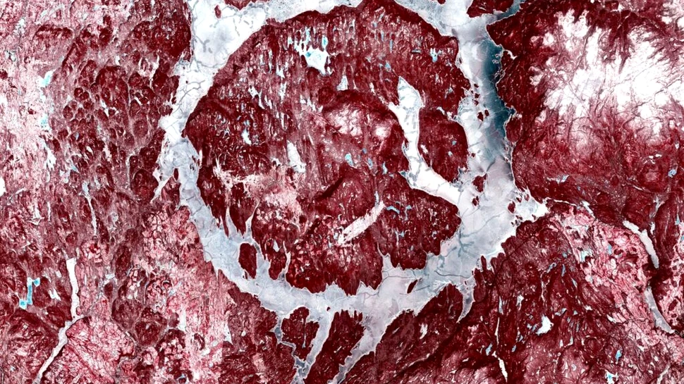 Un crater din Canada, numit și „Ochiul din Quebec”, arată extrem de ciudat