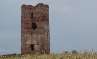 Cele trei turnuri pierdute ale Bihorului