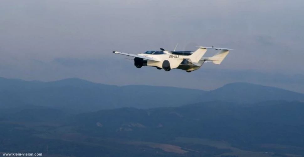AirCar, mașina zburătoare care tocmai a finalizat cu succes un test de zbor de 35 de minute