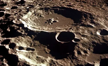 Roverul Chinei a descoperit structuri ascunse adânc sub fața nevăzută a Lunii