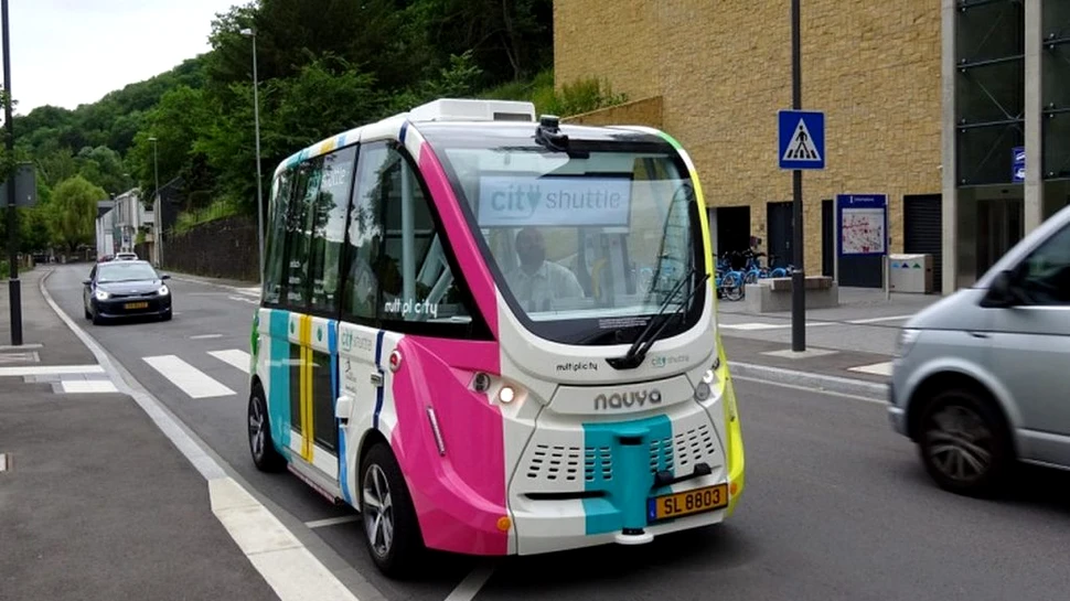Orașul din România unde se va testa primul autobuz fără șofer