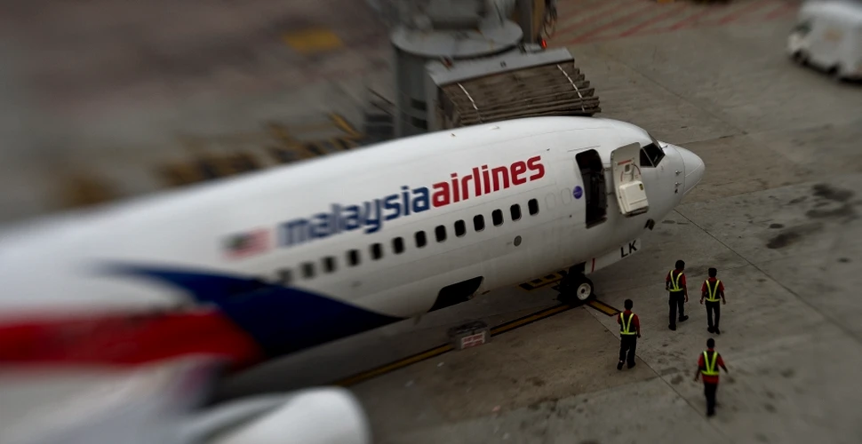 Zborul MH370 era „foarte probabil” pe pilot automat atunci când s-a prăbuşit