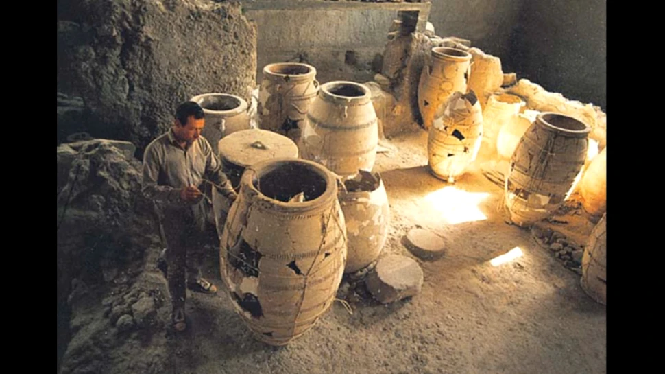 Descoperiri fascinante în Santorini: noile obiecte ritualice oferă o imagine mai clară a unei ere preistorice din insula grecească