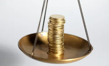 Banii contează mai puțin decât credem pentru fericire, arată un studiu