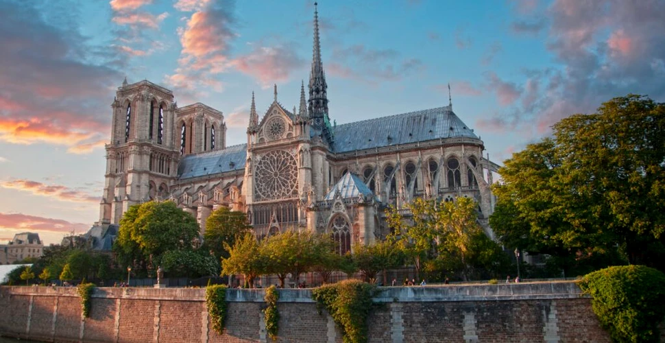 Catedrala Notre-Dame din Paris și-ar fi pierdut sunetul emblematic după restaurare