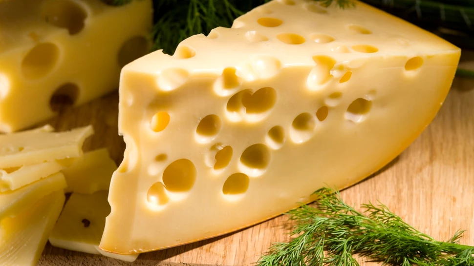 Brânza se aseamănă cu drogurile, generează dependenţă şi stimulează aceleaşi regiuni cerebrale – studiu
