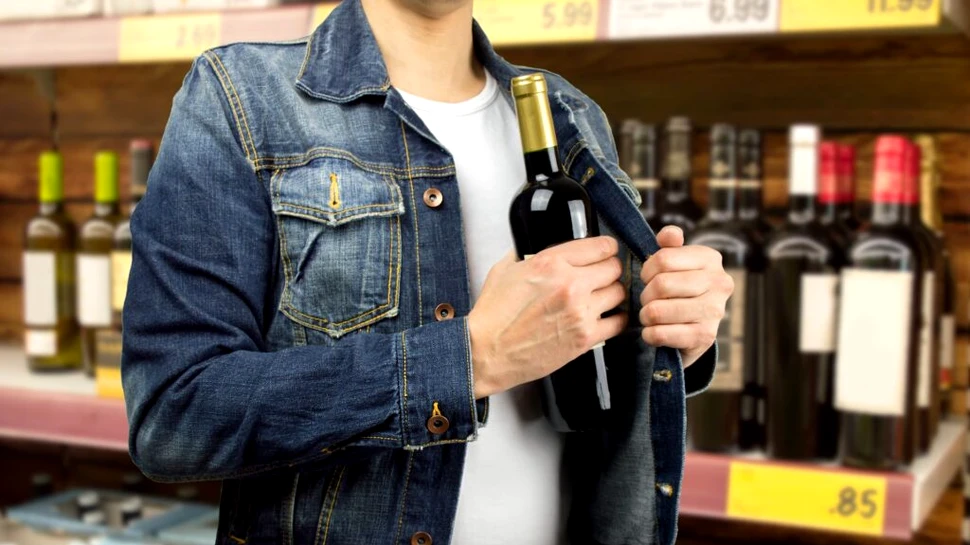 Cel mai mare furt de vin din istoria Italiei: au fost luate zeci de mii de sticle