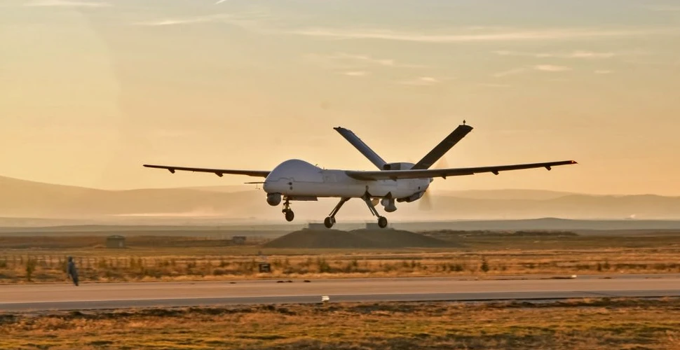 Turcia deține o dronă de mare viteză care poate fi lansată de o altă dronă