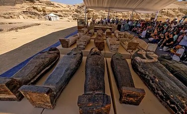 Un „tezaur” de statui și sarcofage antice din bronz a fost descoperit la Saqqara