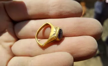 Arheologii au descoperit un inel antic de „prevenire a mahmurelii”