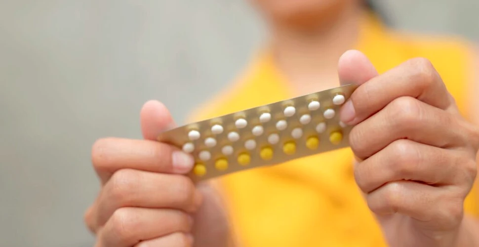 Toate contraceptivele hormonale „au un risc ușor crescut de cancer mamar”