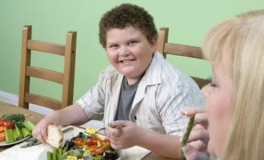 Care sunt copiii cu cele mai mari şanse de a deveni obezi? Iată semnele care la care trebuie să fim atenţi