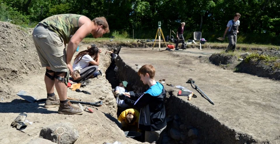 Într-un centru religios neolitic vechi de 5.000 de ani s-au găsit artefacte unice pentru acea perioadă, al căror rol rămâne un mister