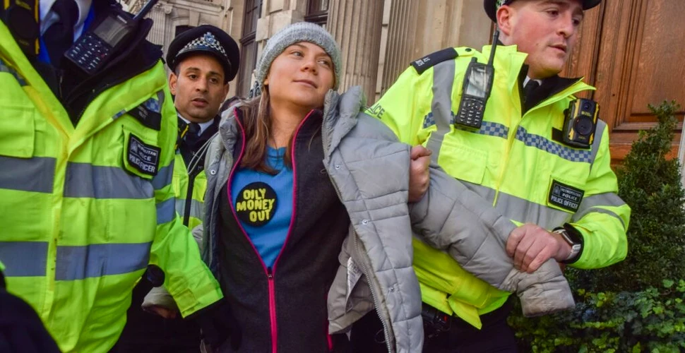 Greta Thunberg, reținută de poliție la un protest împotriva companiilor de petrol și gaze