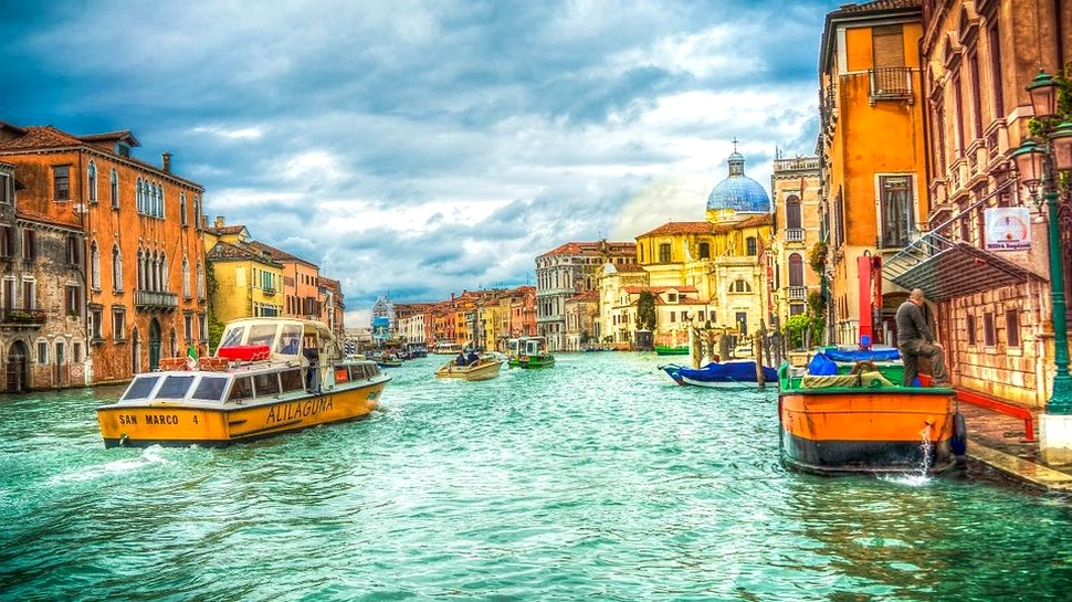 Veneţia, rafinata cetate italiană a Europei