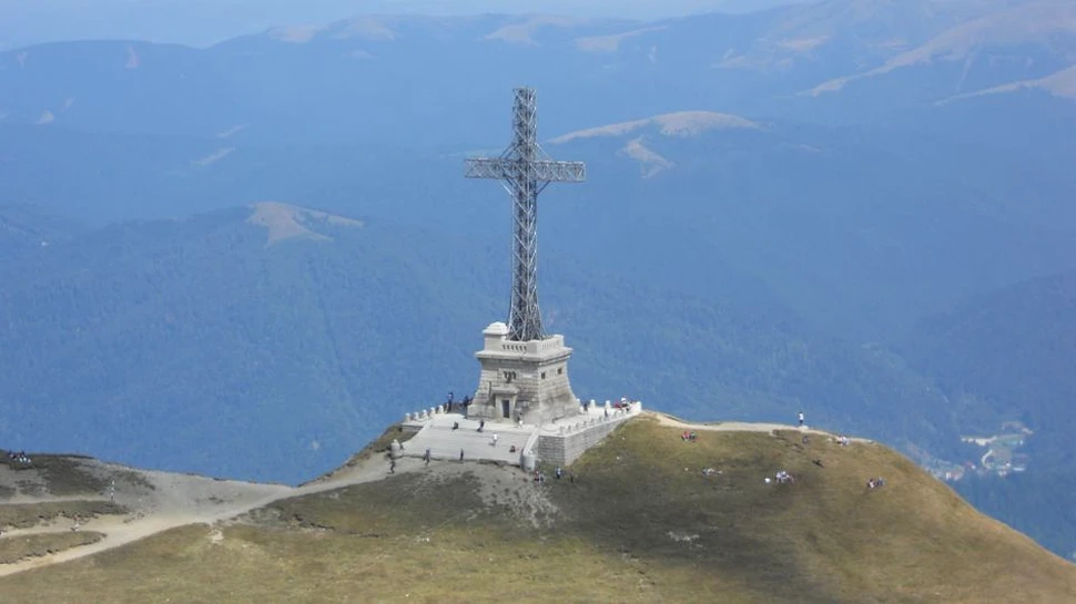Semnal de alarmă! 15 oameni au murit pe munţi din România luna trecută. Salvamontiştii consideră cifra sinistră