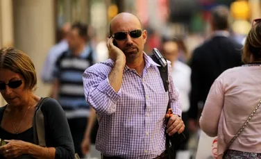 Pot provoca telefoanele mobile cancer? „Nu!”, susţine un expert în fizică