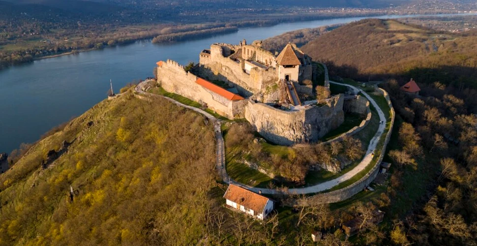 O veche comoară, descoperită la o cetate de pe malul Dunării