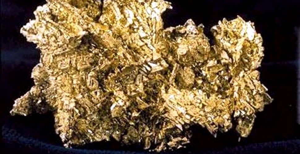 O „aversă” de meteoriţi a îmbogăţit Pământul cu aur şi alte metale?