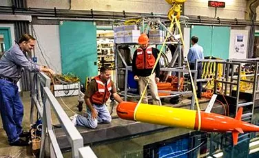 Un robot subacvatic va calatori luni intregi prin ocean, studiind vietuitoarele marine