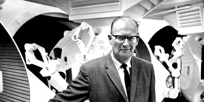 Arthur C. Clarke, scriitorul care a prezis Inteligența Artificială. „Cât de nepotrivit este să numim această planetă Pământ, când este clar că este un Ocean”
