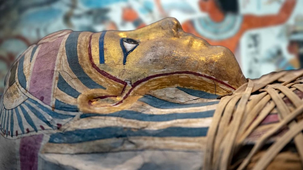 După 3 ani de controverse, scanarea 3D a bustului lui Nefertiti este disponibilă publicului larg