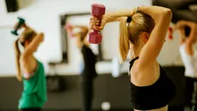 Exercițiile fizice, mai eficiente decât medicamentele în prevenirea recidivei cancerului
