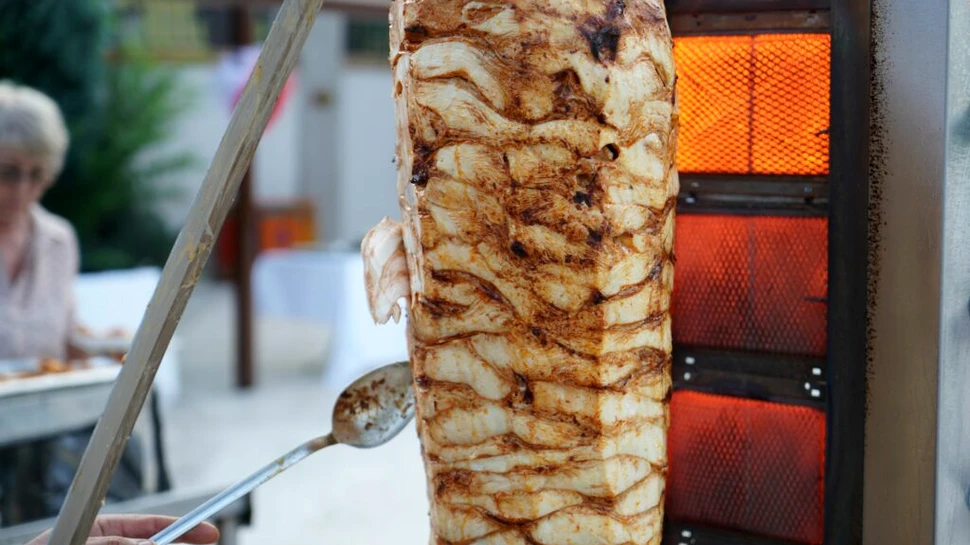 România, pe primul loc la nivel global la comenzile de kebab