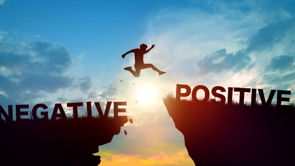 Cum să nu cădem pradă gândurilor negative?