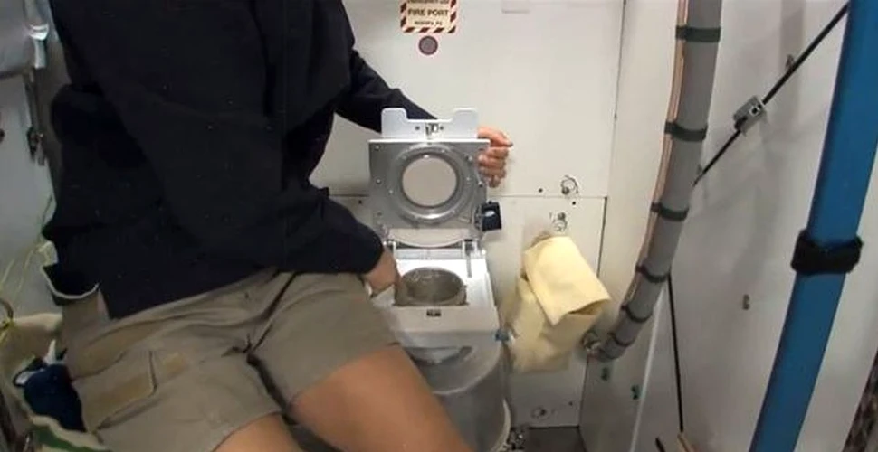 Presa din Rusia afirmă că o toaletă de pe Staţia Spaţială Internaţională a refulat. Cum afectează asta relaţia cu SUA
