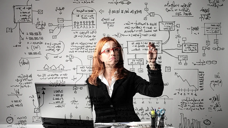 Cercetătorii au descoperit cum putem slăbi printr-un simplu exerciţiu de scriere!