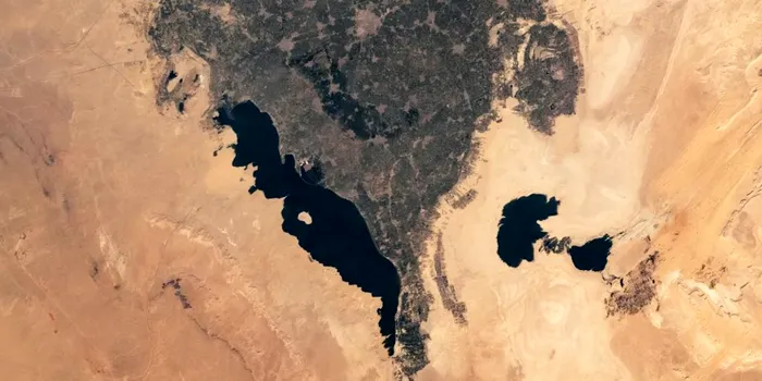 Astronauții de pe Stația Spațială Internațională au observat o oază antică în formă de inimă