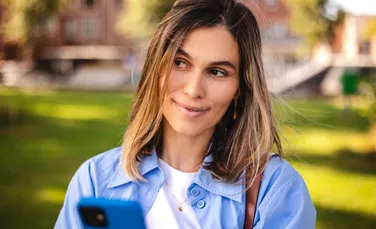 De la „delulu” la „cringe”: Cum ne-au schimbat englezismele și jargonul rețelelor sociale felul în care vorbim