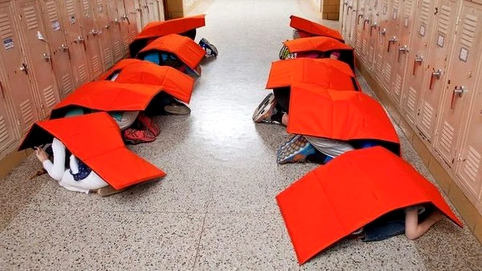 Americanii s-au gândit la o soluţie, în caz de atac terorist: o invenţie care te apără de gloanţe