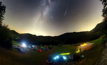 PERSEIDE 2018. Cea mai spectaculoasă ploaie de meteori are loc astăzi. Cum le poţi urmări pe cerul României