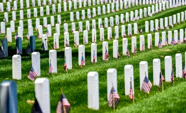 Un marinar american, înmormântat la peste 80 de ani după ce a murit la Pearl Harbor