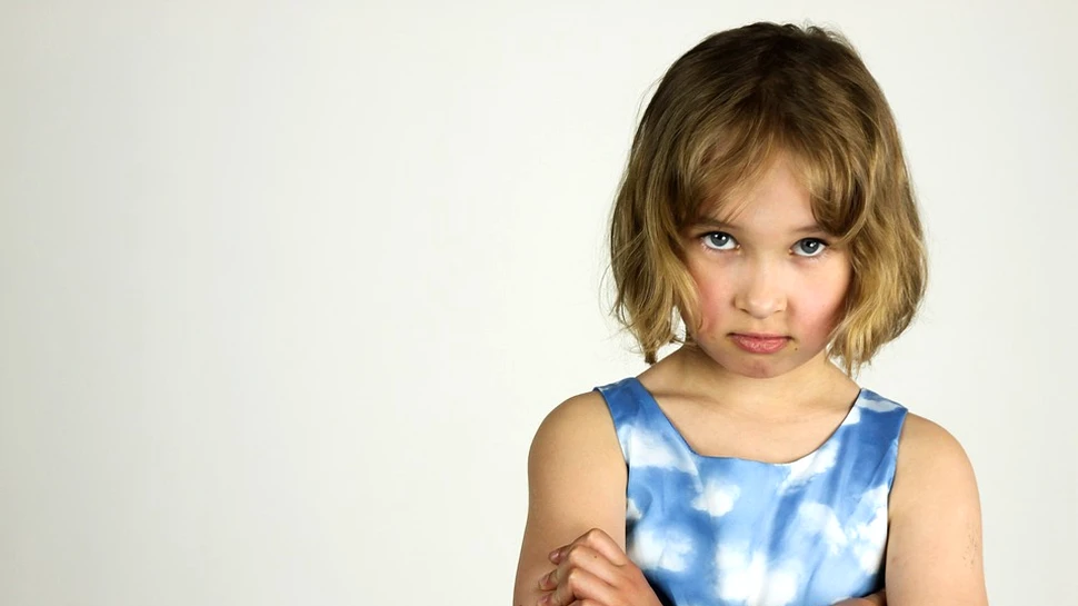 Ce favorizează apariţia pubertăţii precoce la fetiţe