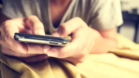 Conform evoluției, telefoanele sunt niște paraziți
