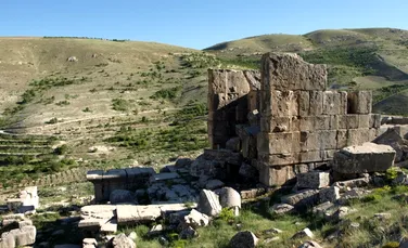 Secretele unui templu roman din Liban, descoperite după ce secole la rând situl a fost distrus şi jefuit de cotropitori şi vânători de comori – GALERIE FOTO