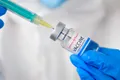 SUA restricționează vaccinul Johnson & Johnson împotriva COVID-19. Care este motivul?