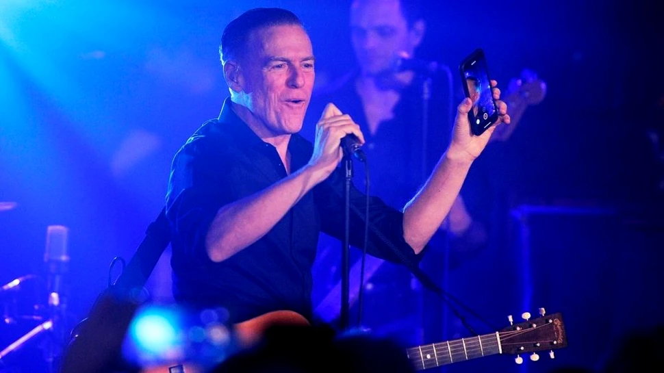 Nemţii dau drumul la concerte. Bryan Adams va cânta în faţa a 12.000 de fani