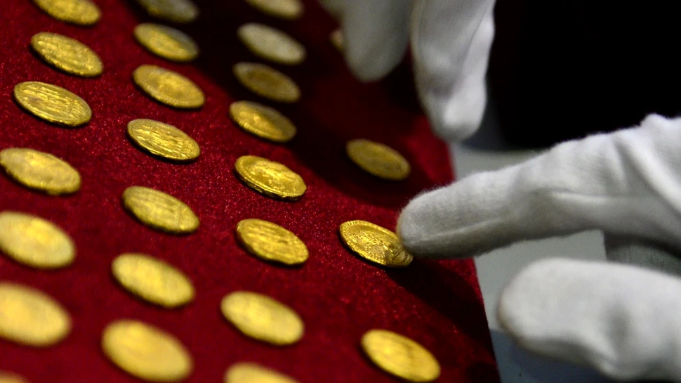 27 de monede de aur dacice de tip Koson au fost recuperate din Italia şi aduse în România