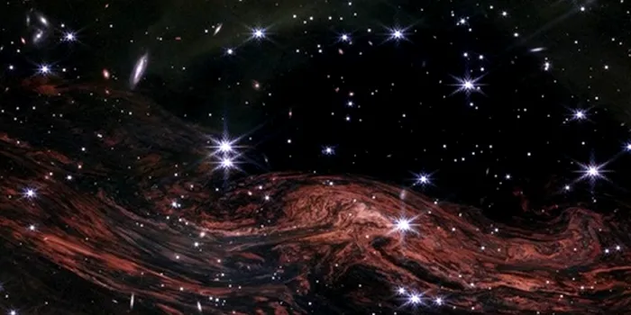 Telescopul James Webb a surprins imagini „de vis” cu praful interstelar