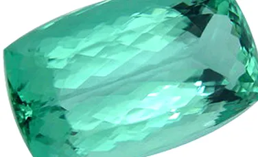Cum trăieşte acum un bărbat care a găsit o rocă din smarald care valorează 300 de milioane de dolari