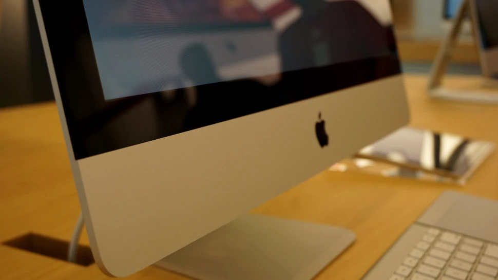 Apple blochează computerele MacBook Pro şi iMac Pro reparate ”acasă”