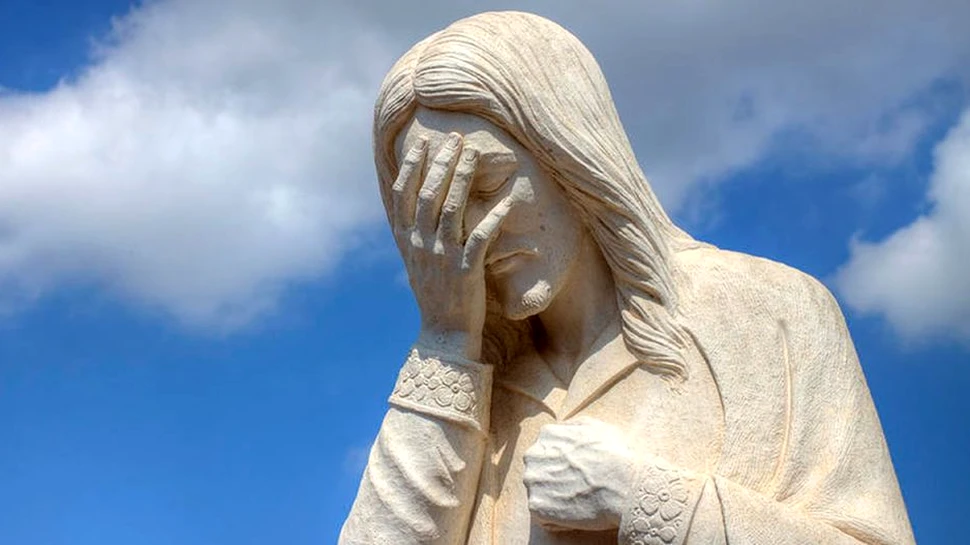 Statuile lui Iisus, motiv de controversă