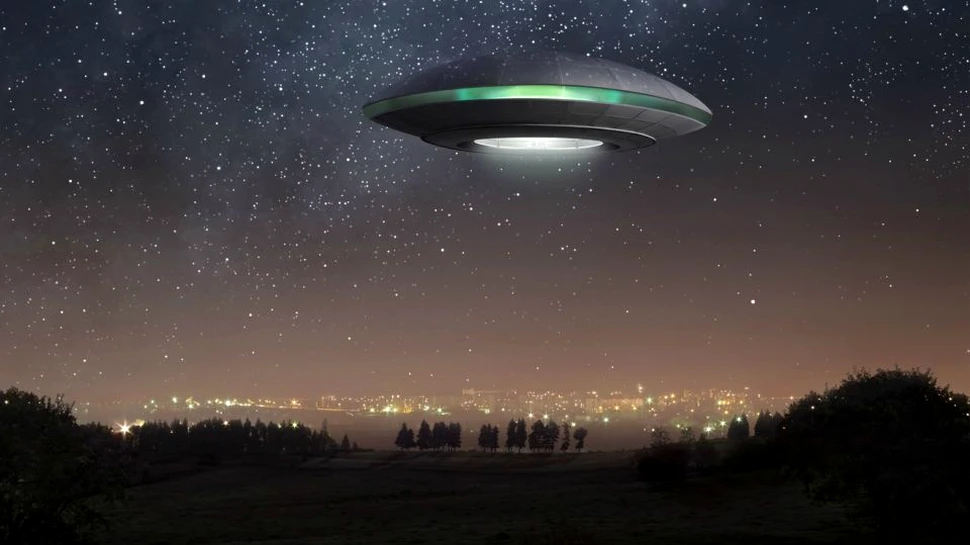 Un ”OZN” a fost filmat pe cer. ”Este şocant dacă se va confirma că suntem păziţi de fiinţe extraterestre inteligente” – VIDEO