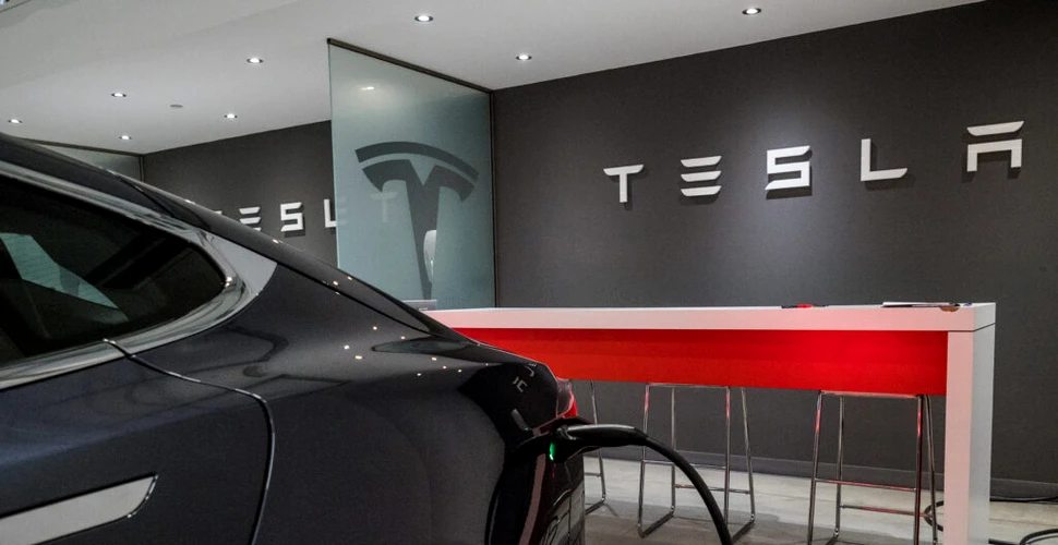 O nouă rechemare în service pentru aproape 200.000 de mașini Tesla